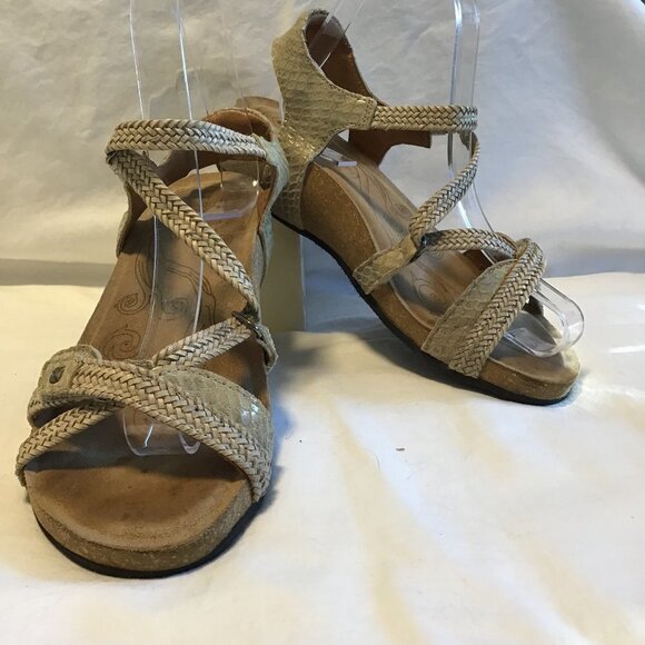 Taos Footwear Shoes - TAOS Trulie Sandal Size 6